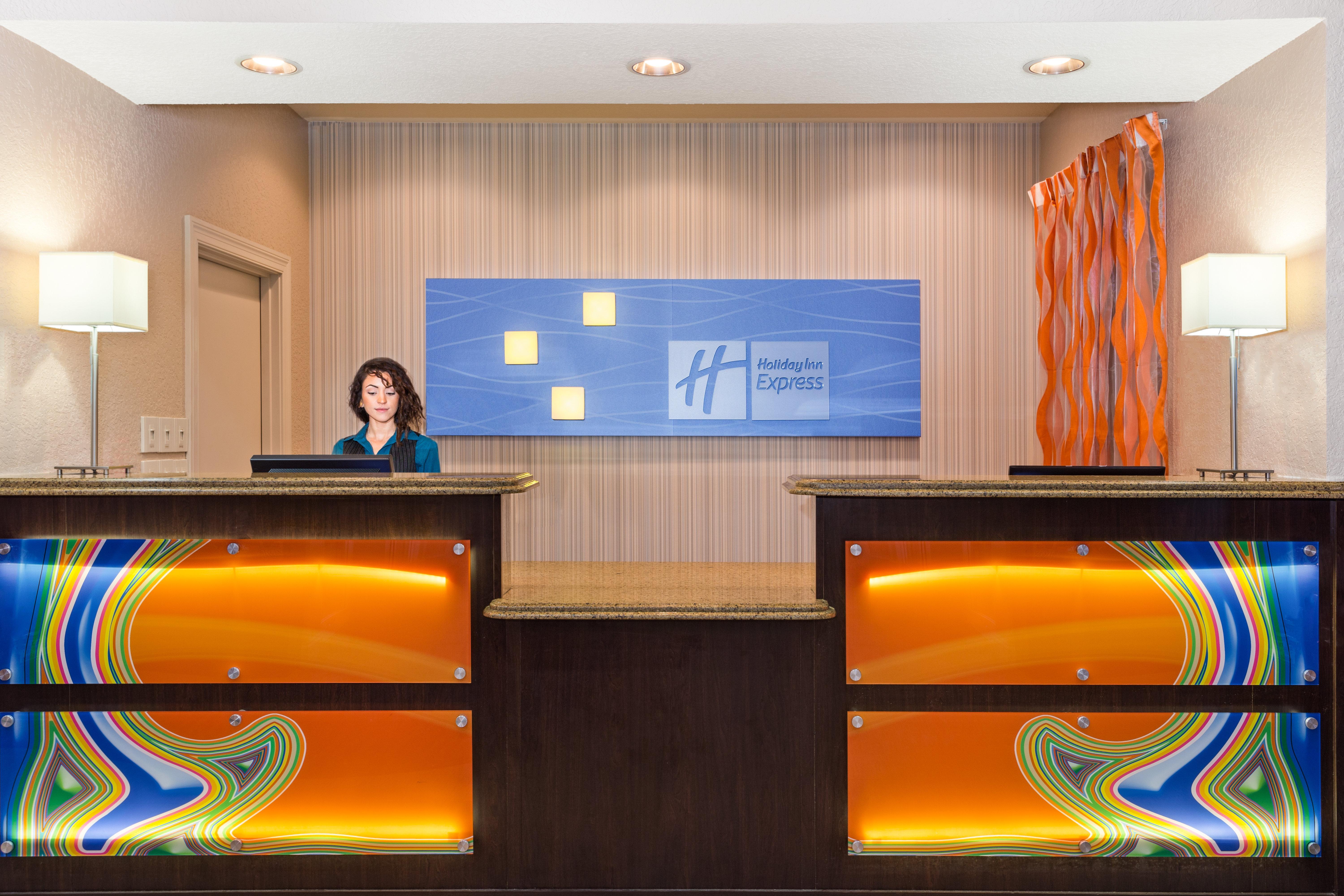 Holiday Inn Express & Suites Lakeland North I-4 By Ihg Exterior foto
